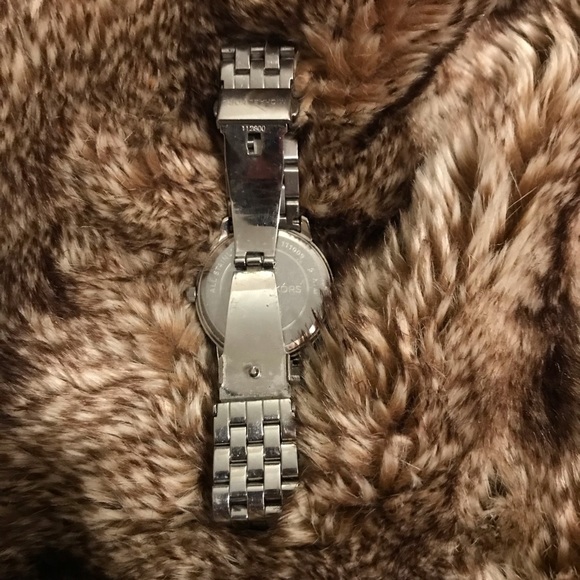 Michael Kors Silver Watch - Picture 8 of 8